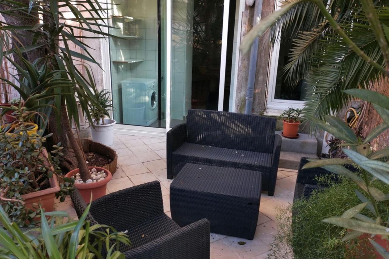 Large 37 M With Terrace Nizza